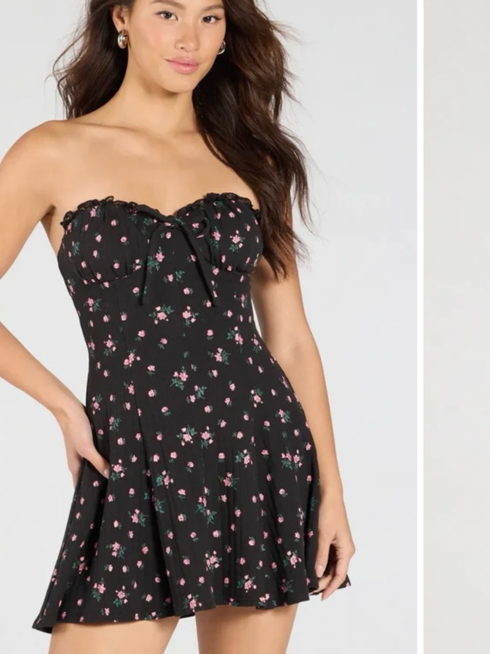 Windsor Exquisite Charm A-Line Floral Mini
Dress Medium